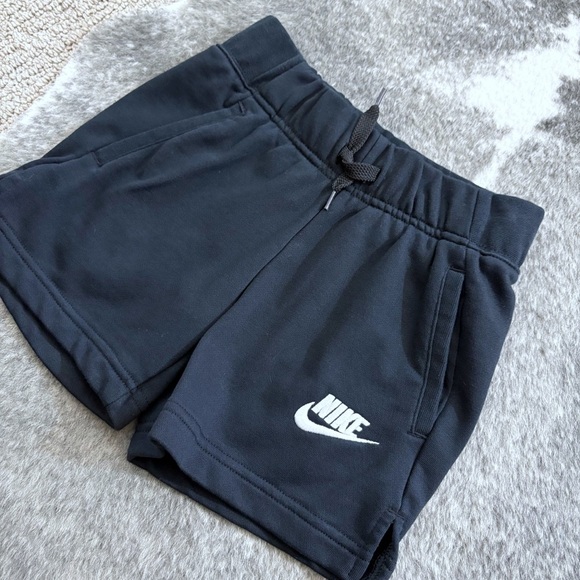 Nike French Terry Shorts - Picture 3 of 9